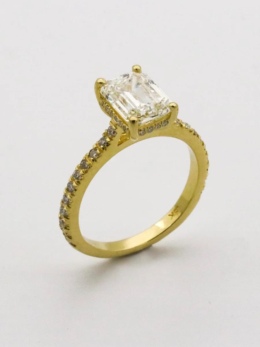 Nhẫn Cưới Kim Cương Vàng 18K PNJ Eternity